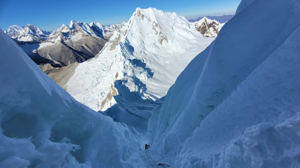 JsmeRab - Ledovcový výstup horským korytem
